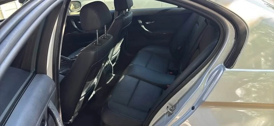2009 BMW E90 3 Series Sedan - Image 8 of 8