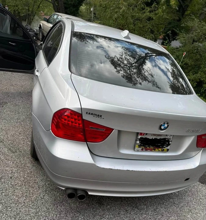 2009 BMW E90 3 Series Sedan - Image 5 of 7