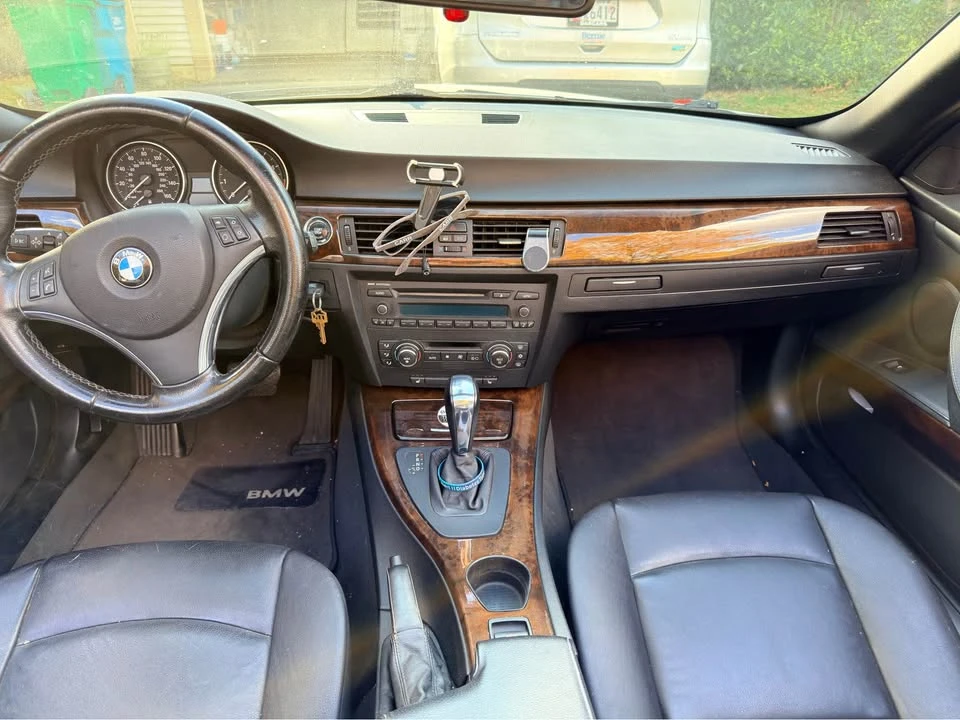 2009 BMW E93 3 Series Convertible - Image 8 of 13