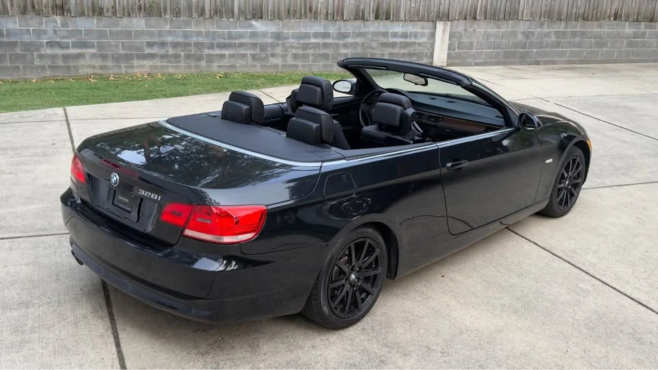 2009 BMW E93 3 Series Convertible - Image 2 of 16