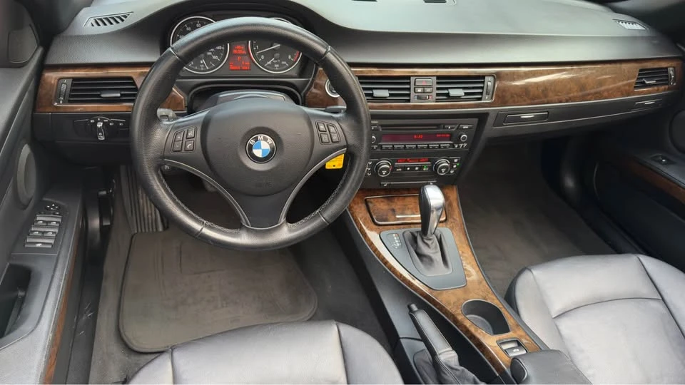 2009 BMW E93 3 Series Convertible - Image 13 of 16