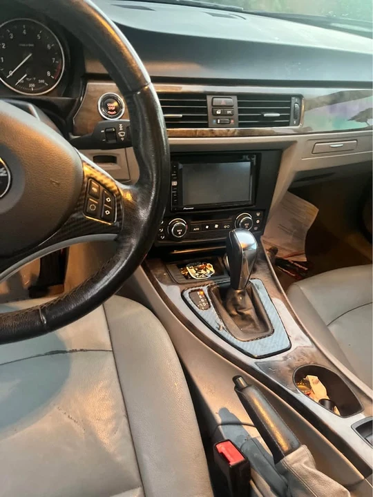 2009 BMW E93 3 Series Convertible - Image 3 of 5