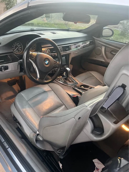 2009 BMW E93 3 Series Convertible - Image 2 of 5