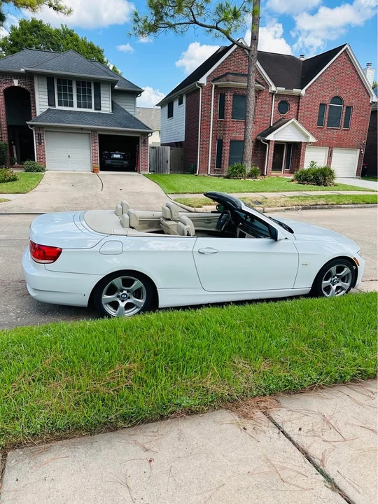 2009 BMW E93 3 Series Convertible - Image 8 of 20