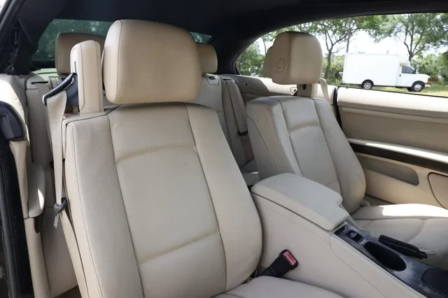 2009 BMW E93 3 Series Convertible - Image 16 of 17
