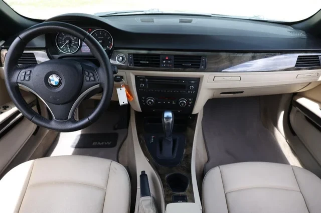 2009 BMW E93 3 Series Convertible - Image 3 of 17