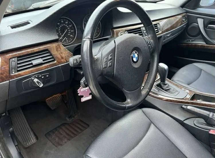 2009 BMW E90 3 Series Sedan - Image 4 of 4