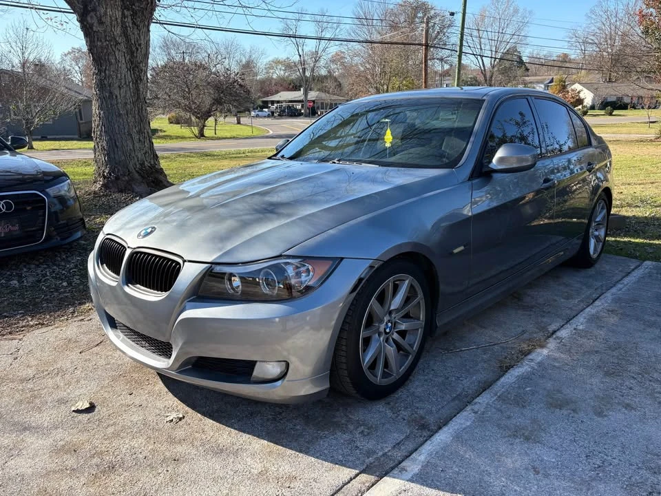 2009 BMW E90 3 Series Sedan - Image 6 of 9