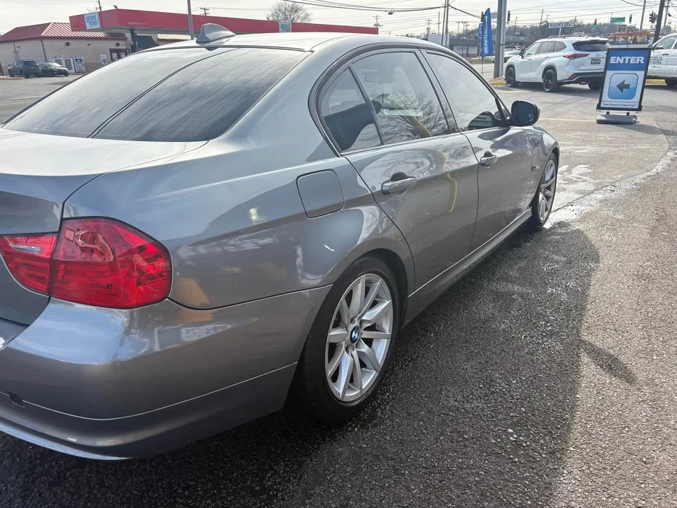 2009 BMW E90 3 Series Sedan - Image 9 of 9