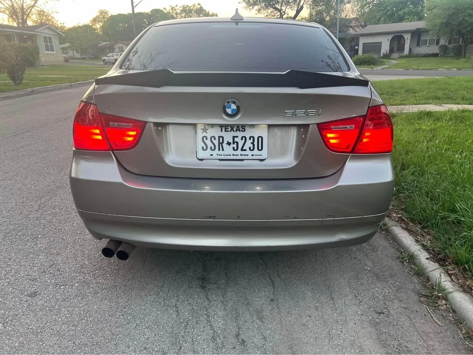 2009 BMW E90 3 Series Sedan - Image 4 of 10