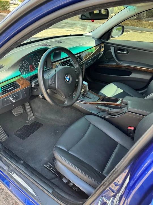 2009 BMW E90 3 Series Sedan - Image 9 of 20