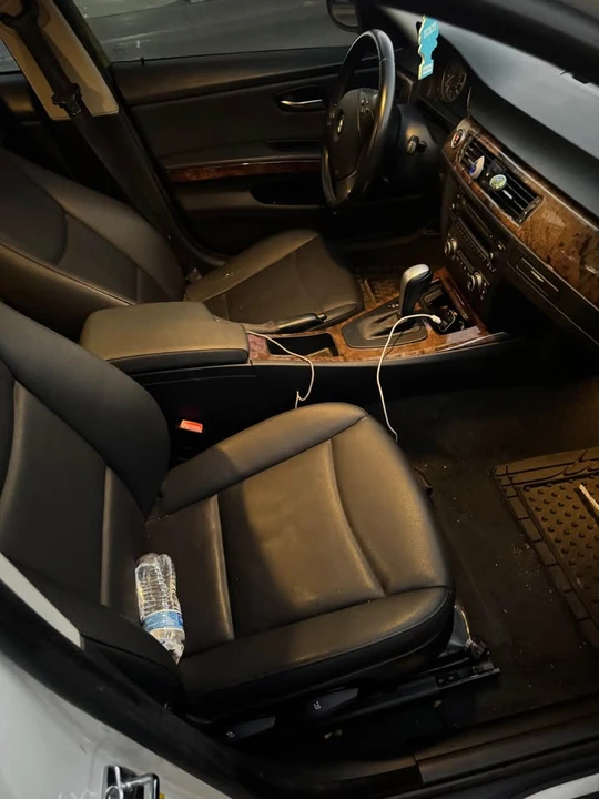 2009 BMW E90 3 Series Sedan - Image 7 of 10
