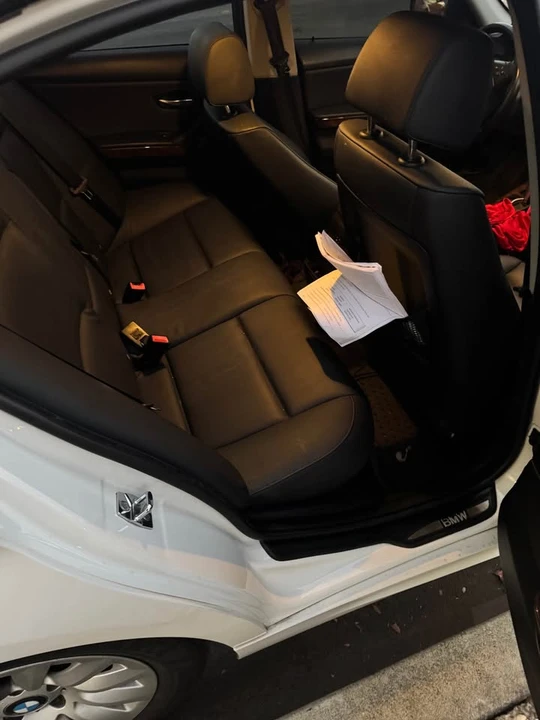 2009 BMW E90 3 Series Sedan - Image 8 of 10