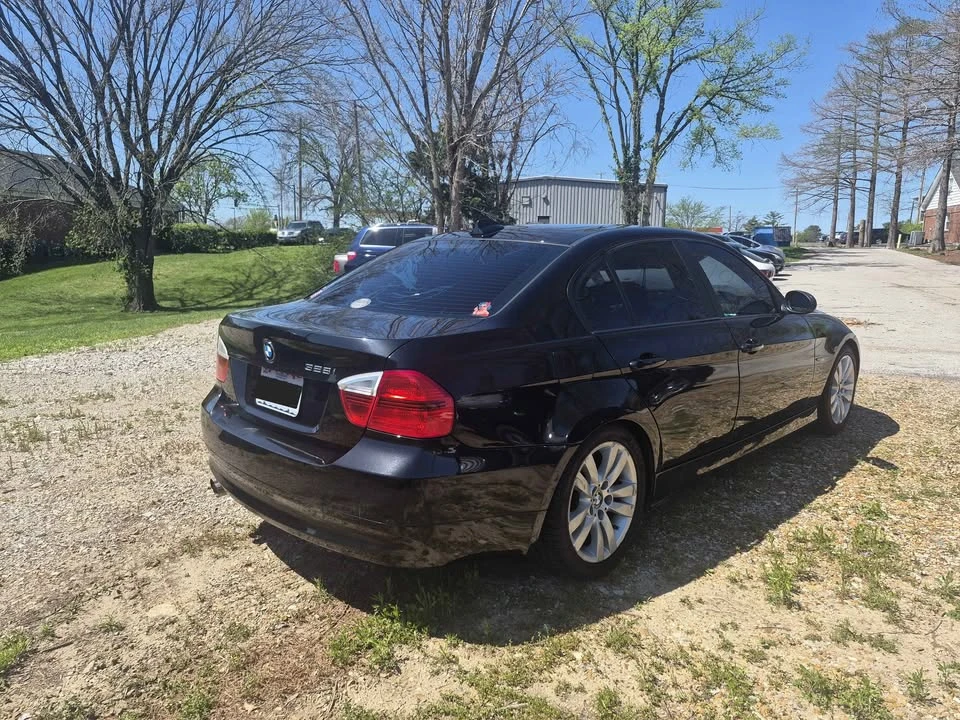 2009 BMW E90 3 Series Sedan - Image 3 of 6