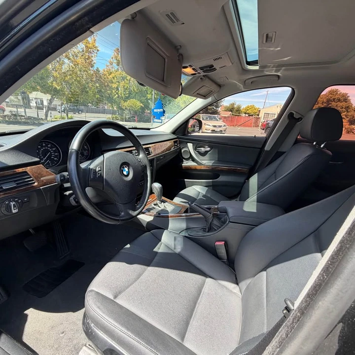 2009 BMW E90 3 Series Sedan - Image 8 of 13