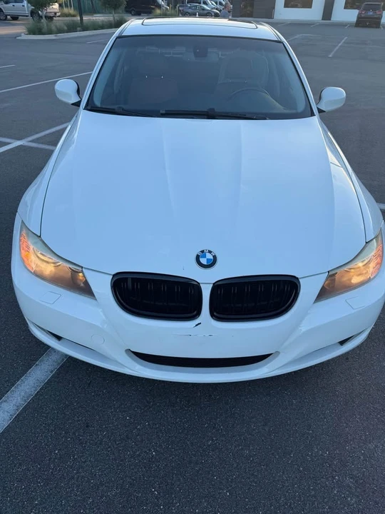 2009 BMW E90 3 Series Sedan - Image 8 of 8