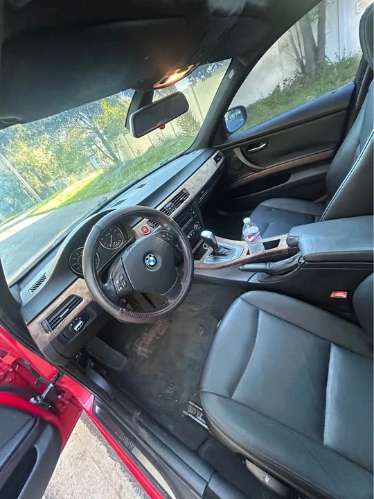 2009 BMW E90 3 Series Sedan - Image 6 of 7