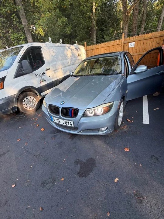 2009 BMW E90 3 Series Sedan - Image 7 of 13
