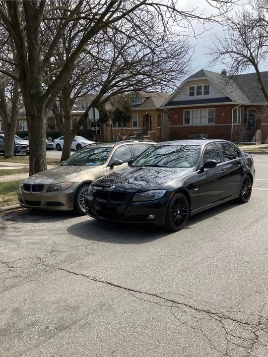2009 BMW E90 3 Series Sedan - Image 11 of 15