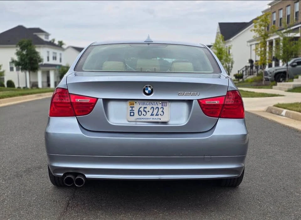 2009 BMW E90 3 Series Sedan - Image 4 of 14