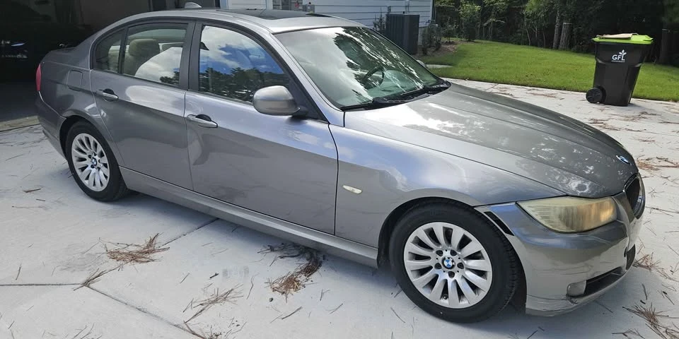 2009 BMW E90 3 Series Sedan - Image 6 of 14