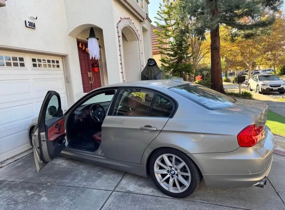2009 BMW E90 3 Series Sedan - Image 4 of 7