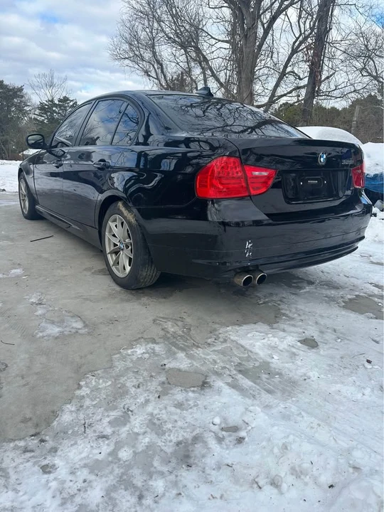 2009 BMW E90 3 Series Sedan - Image 7 of 9