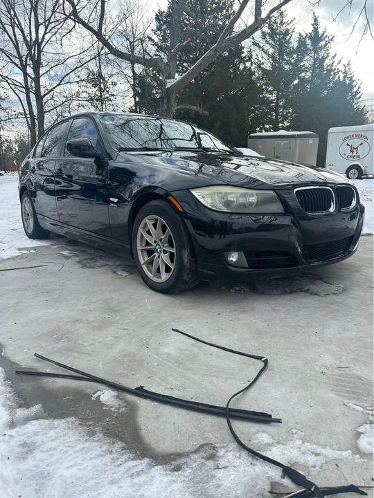 2009 BMW E90 3 Series Sedan - Image 3 of 9