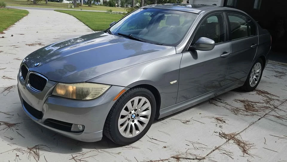 2009 BMW E90 3 Series Sedan - Image 8 of 14