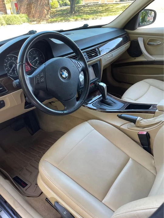 2009 BMW E90 3 Series Sedan - Image 6 of 11