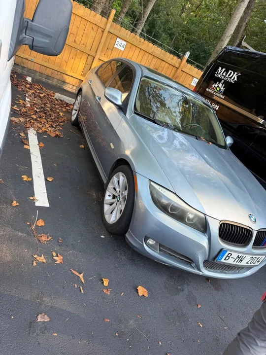 2009 BMW E90 3 Series Sedan - Image 11 of 13