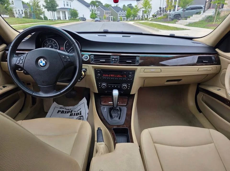 2009 BMW E90 3 Series Sedan - Image 6 of 14