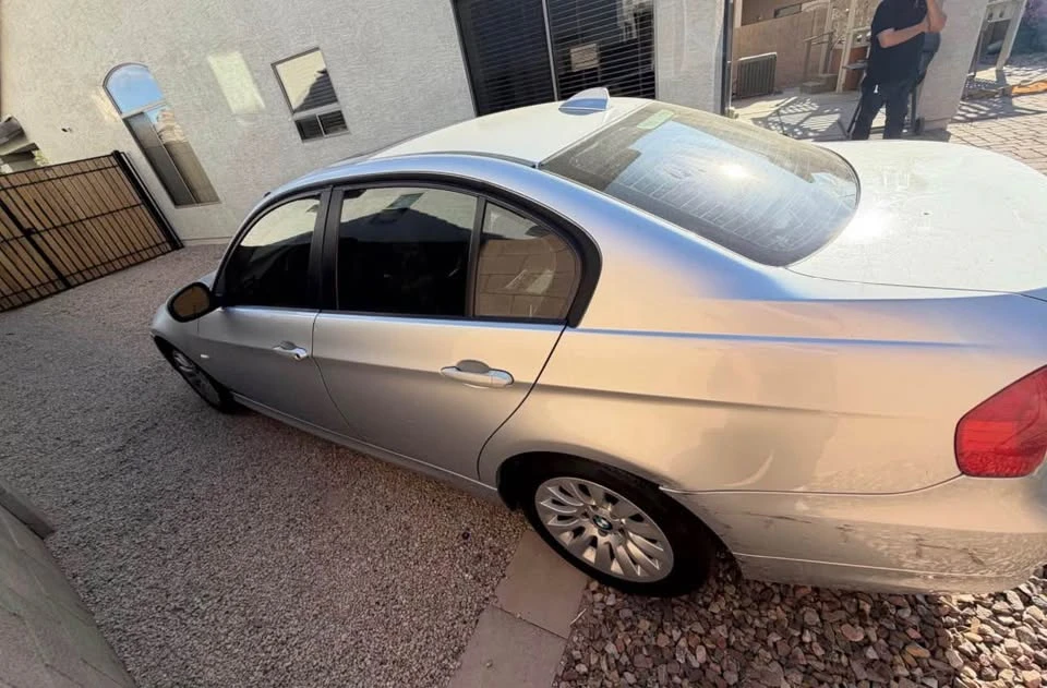 2009 BMW E90 3 Series Sedan - Image 3 of 4