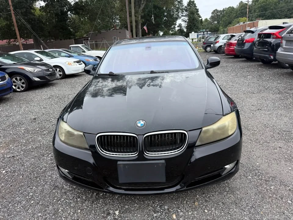 2009 BMW E90 3 Series Sedan - Image 3 of 11