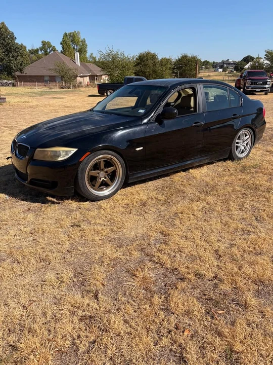 2009 BMW E90 3 Series Sedan - Image 2 of 10