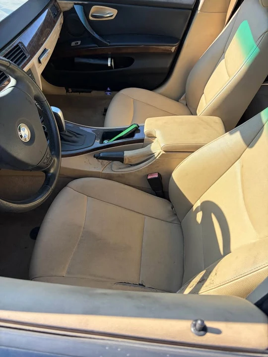 2009 BMW E90 3 Series Sedan - Image 9 of 10