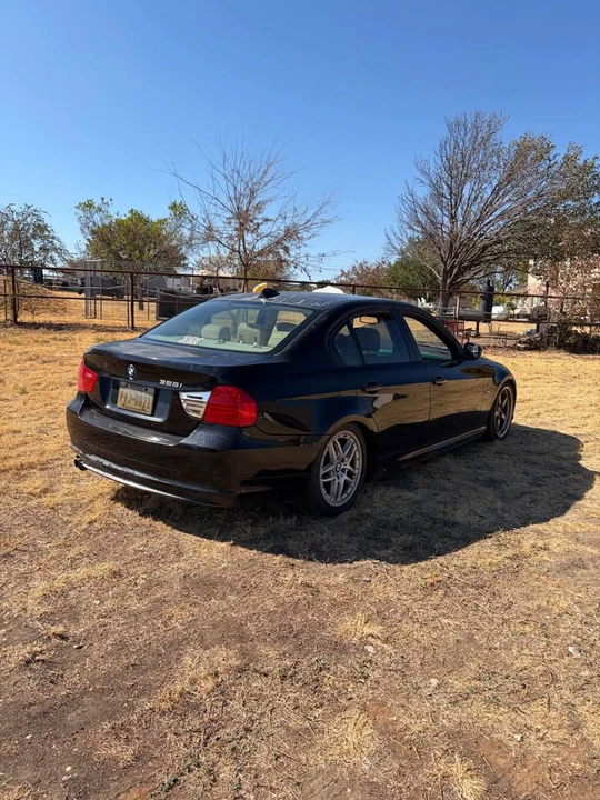 2009 BMW E90 3 Series Sedan - Image 5 of 10