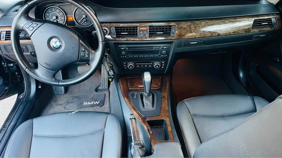 2009 BMW E90 3 Series Sedan - Image 7 of 13