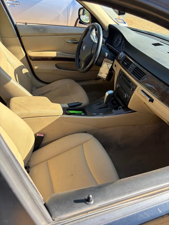 2009 BMW E90 3 Series Sedan - Image 6 of 10