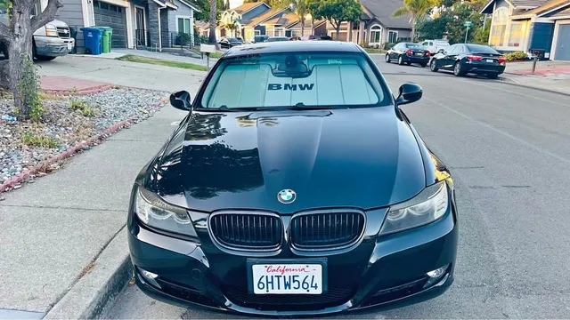 2009 BMW 3 Series 328i Sedan 4D