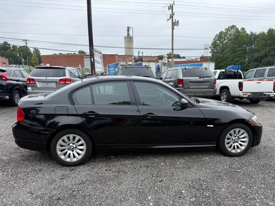 2009 BMW E90 3 Series Sedan - Image 6 of 11