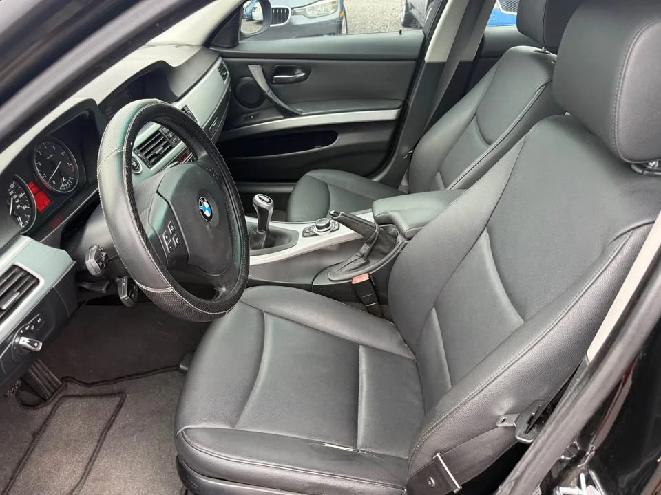 2009 BMW E90 3 Series Sedan - Image 9 of 11