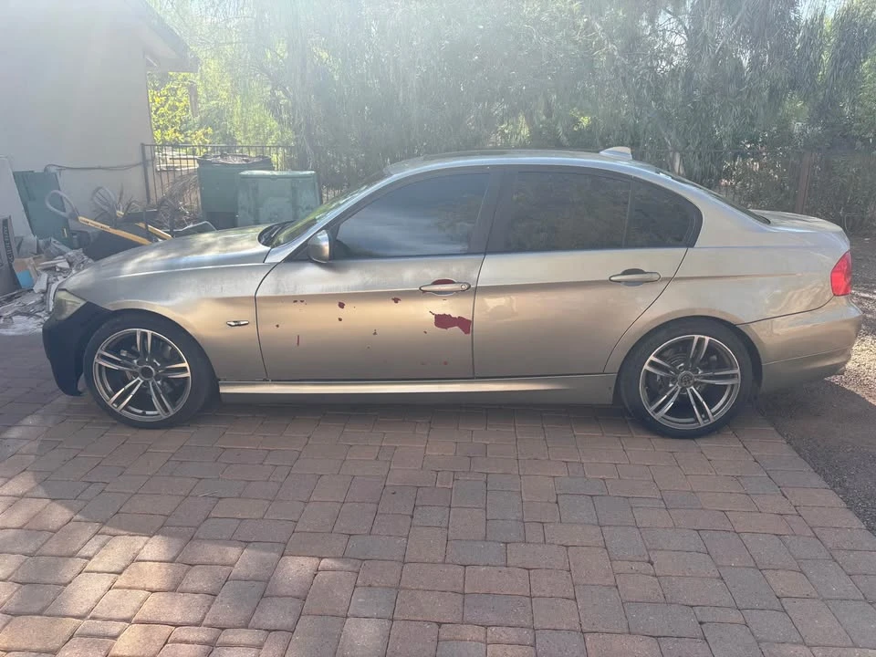 2009 BMW E90 3 Series Sedan - Image 4 of 11