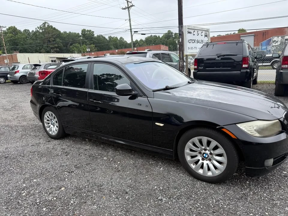 2009 BMW E90 3 Series Sedan - Image 5 of 11