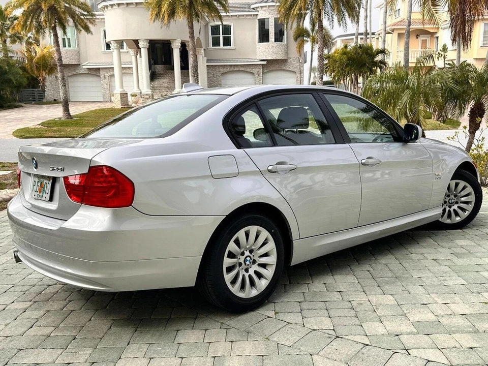 2009 BMW E90 3 Series Sedan - Image 5 of 21