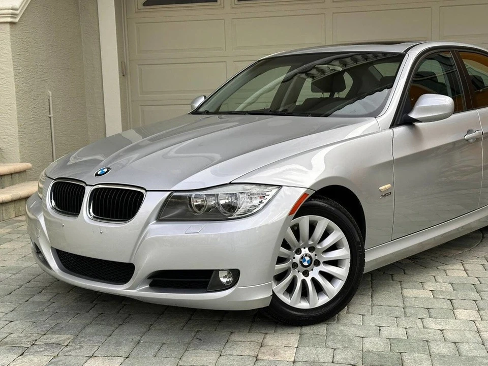 2009 BMW E90 3 Series Sedan - Image 2 of 21
