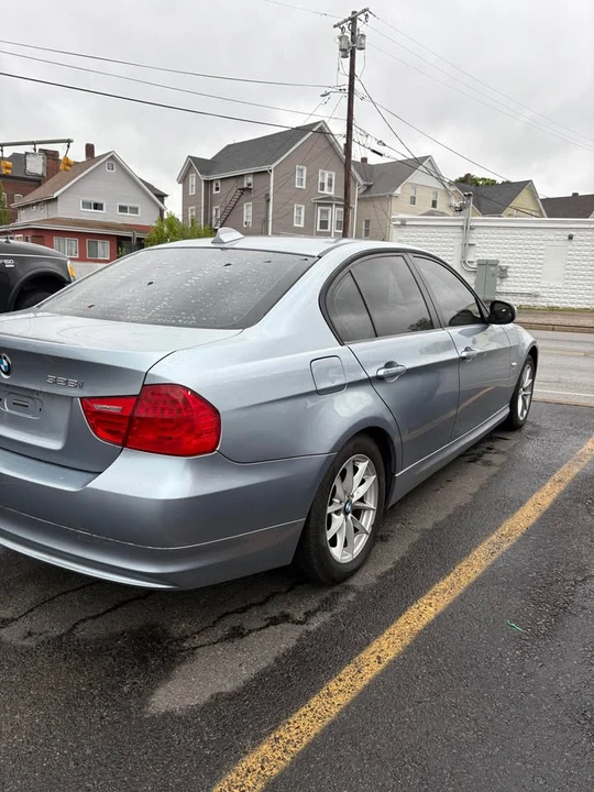 2009 BMW E90 3 Series Sedan - Image 4 of 8