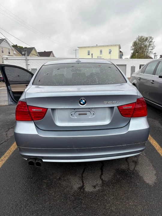2009 BMW E90 3 Series Sedan - Image 8 of 8