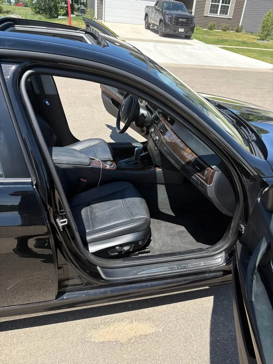 2009 BMW E90 3 Series Sedan - Image 12 of 12