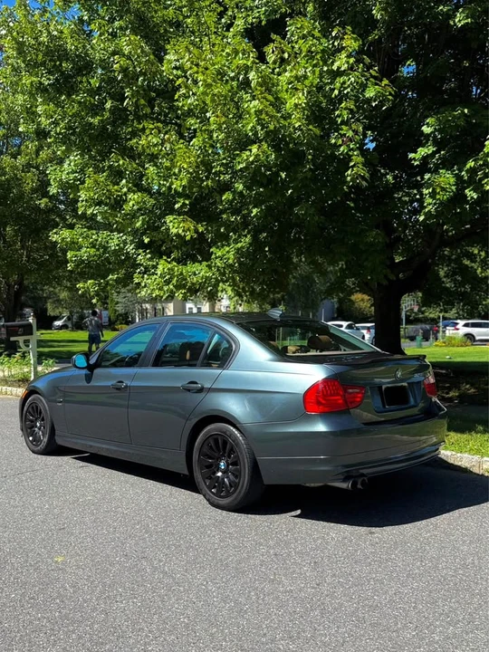 2009 BMW E90 3 Series Sedan - Image 5 of 13